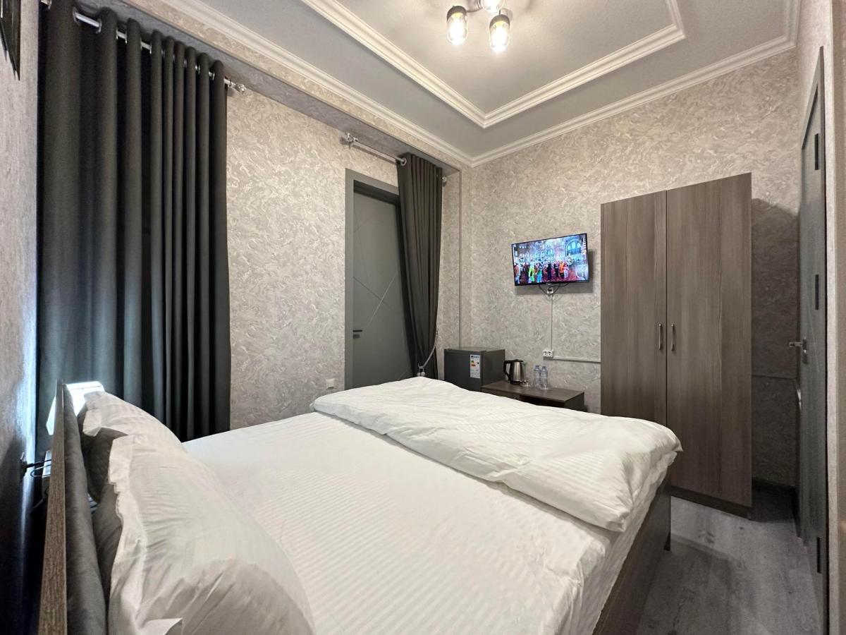 Byond Hotel & Hostel Tashkent Esterno foto