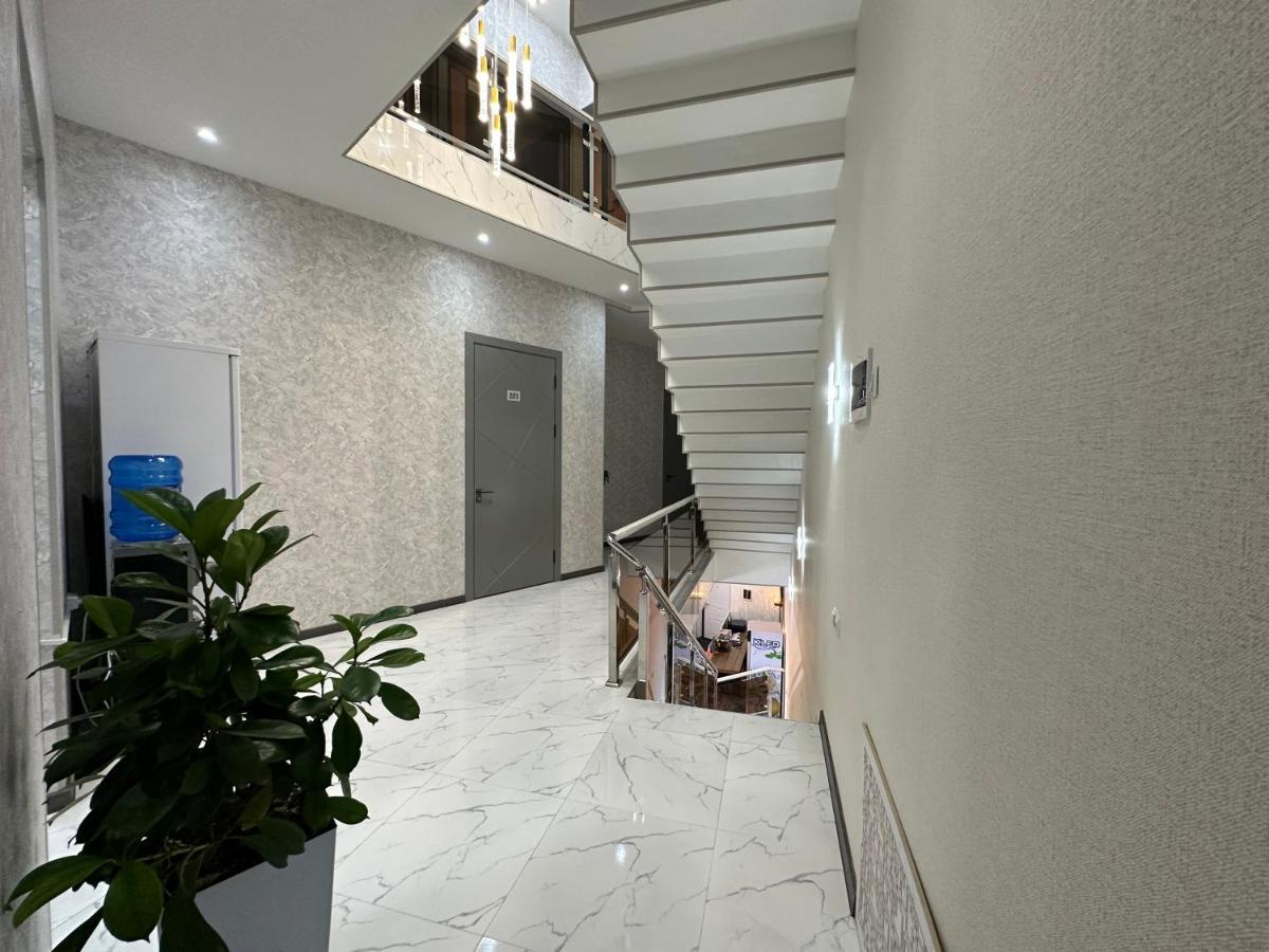 Byond Hotel & Hostel Tashkent Esterno foto