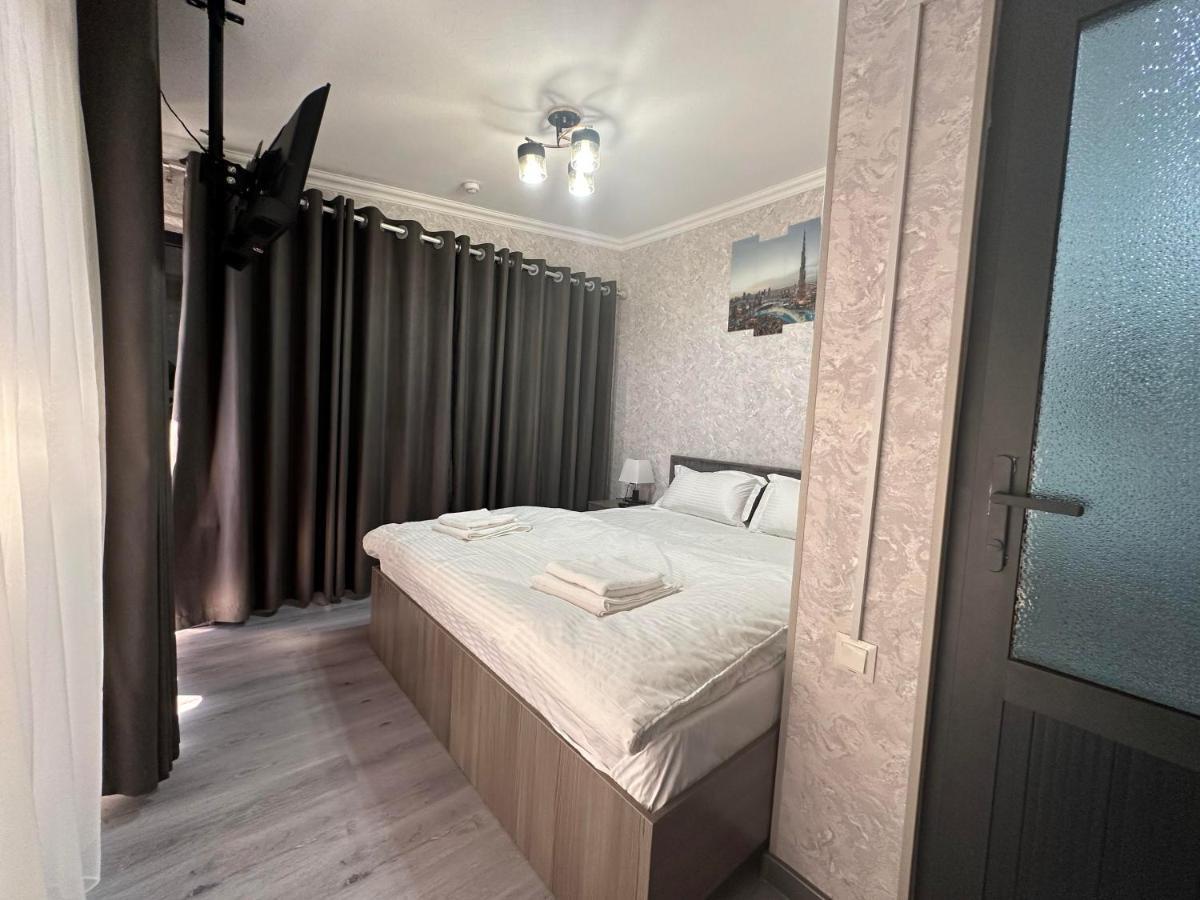 Byond Hotel & Hostel Tashkent Esterno foto