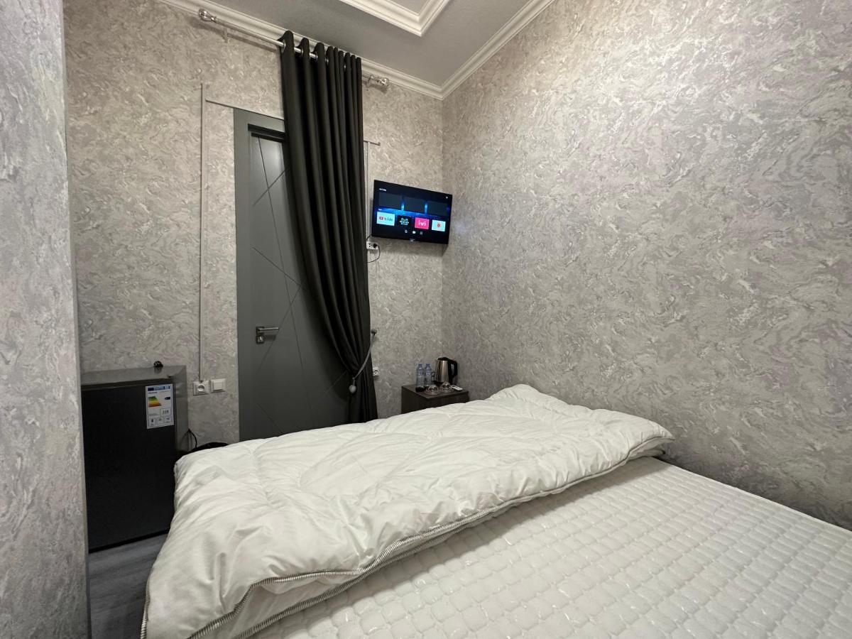Byond Hotel & Hostel Tashkent Esterno foto