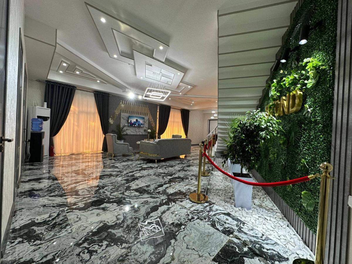 Byond Hotel & Hostel Tashkent Esterno foto